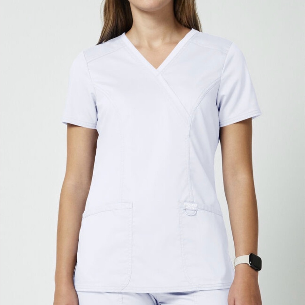 Cherokee White Scrub Tops Set - XXS